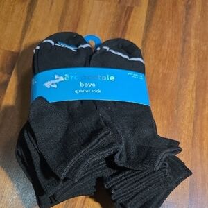 Aeropostale KIDS Black Quarter Socks NWT SHOES SIZE 4 10 QUARTER SOCK